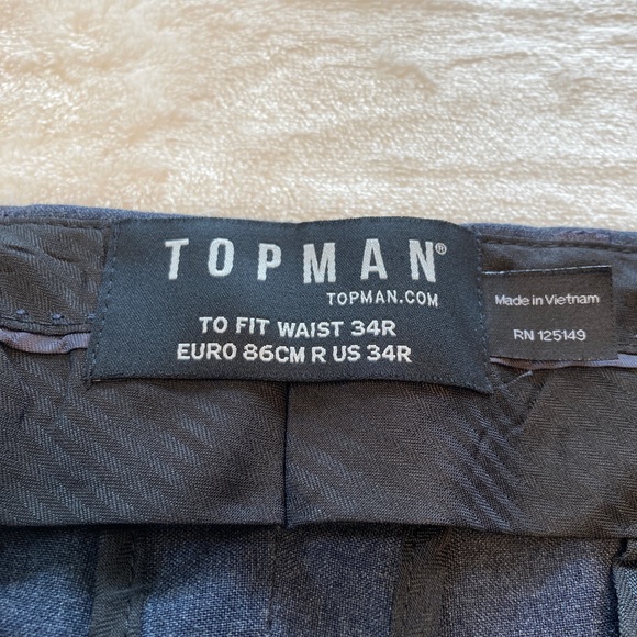 Mens Topman Gray Slacks. Size 34R. - Picture 2 of 3